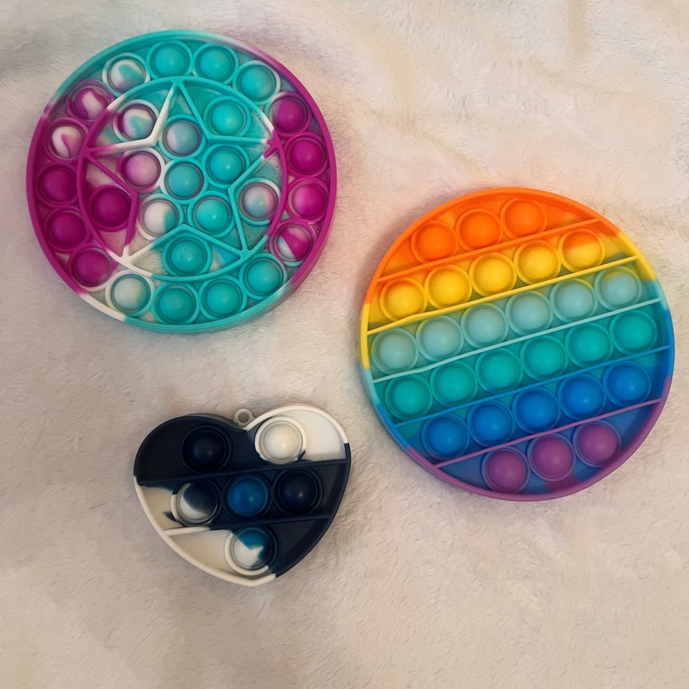 Preowned Pop Fidgets Bundle - Picture 3 of 3